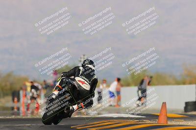 media/Oct-29-2022-CVMA (Sat) [[14c0aa3b66]]/Race 8 Supersport Middleweight/Folder 2/